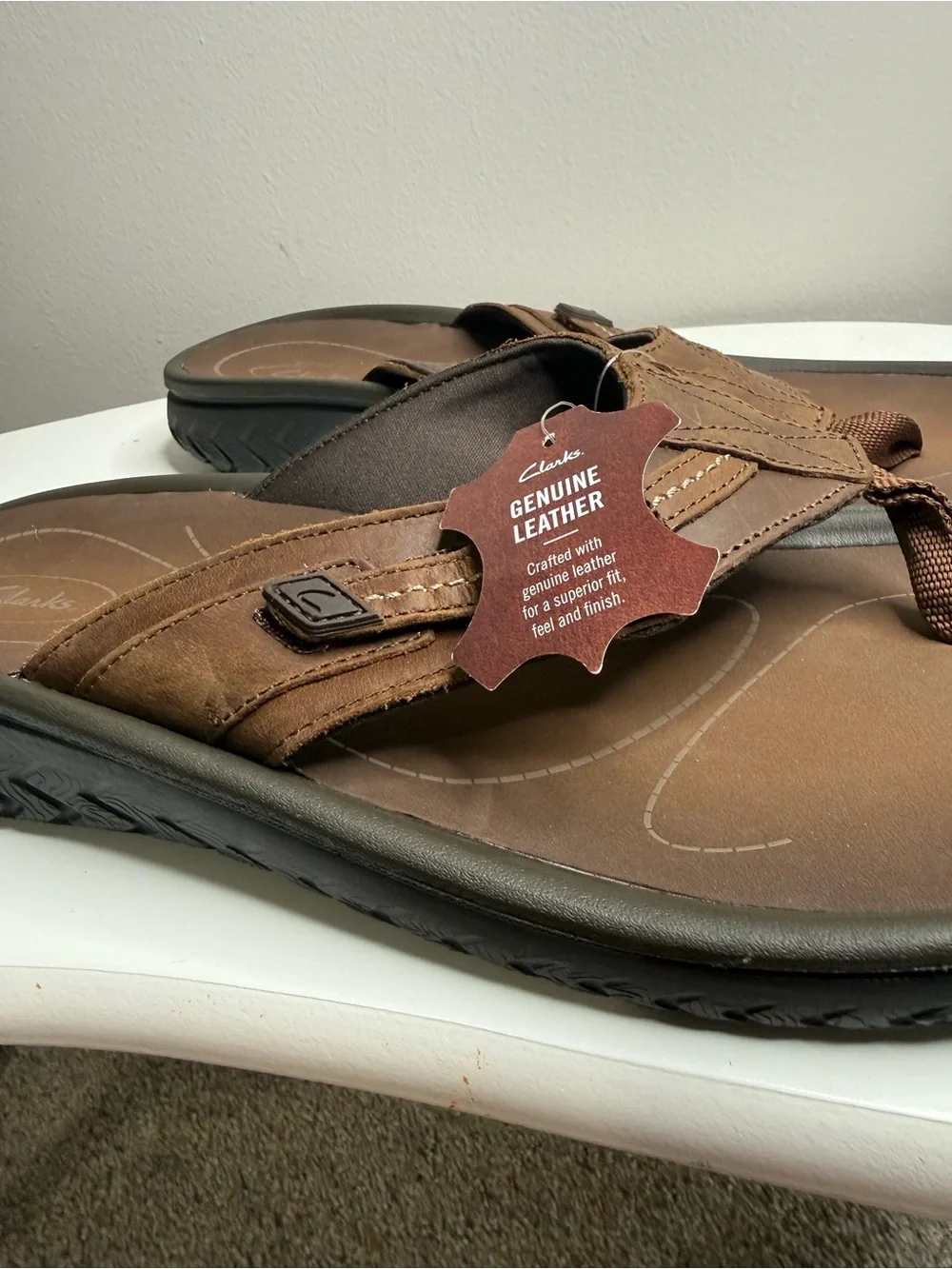 Clarks Men’s Brown Leather Thong Sandals